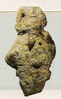 Statue anthropomorphe attribuee a Homo Erectus, decouvert sur le plateau du Golan